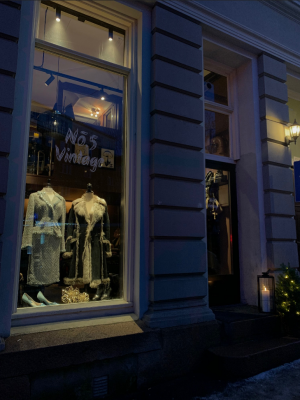 gallery/no5vintage-store